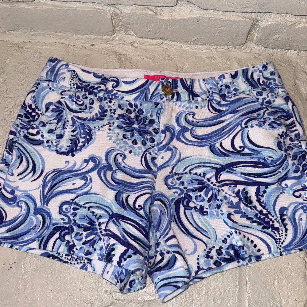 Lilly Pulitzer size 6 short excellent used condition